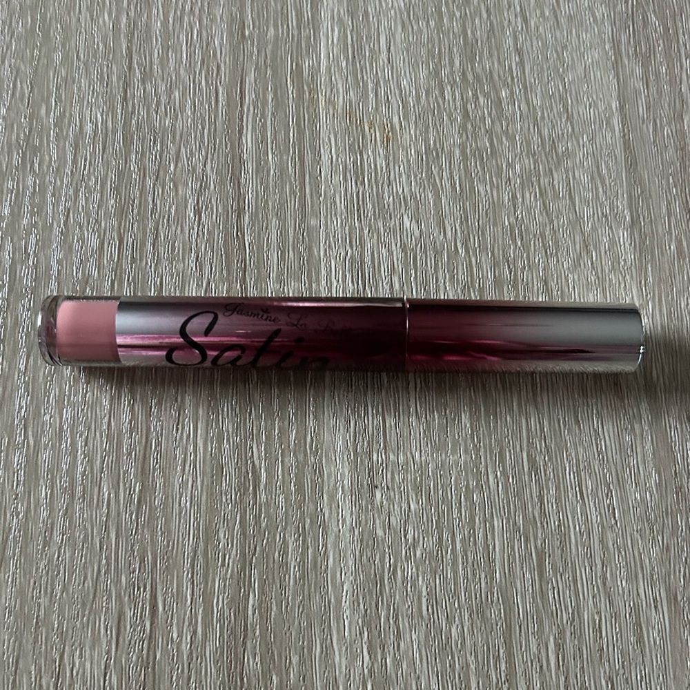 NEW … JASMINE LA BELLE “Ombré Satin” Liquid Lipstick In CINNAMON
